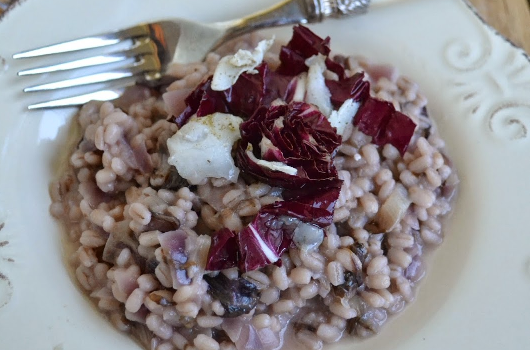 Un Piatto Speciale Dalla “Cucina Di Barbara”: Farro Con Radicchio E Yogurt Con Lardo Vecchio Varzi