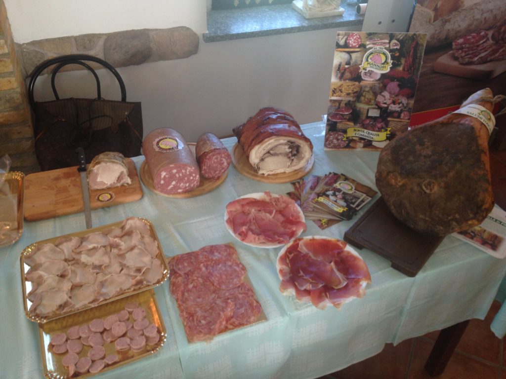 La degustazione dei Salumi Mannori